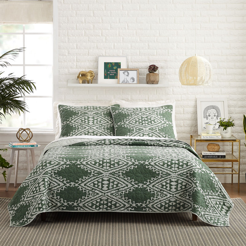 Aisha 100% Cotton Reversible Quilt Set – Sage Green Global-Inspired Boho Bedding, Twin XL + 1 Sham
