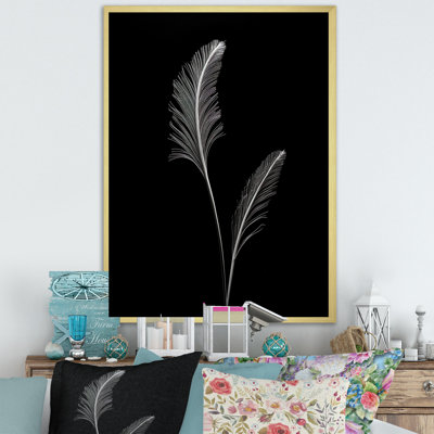 Minimalisme, fougère noire et blanche sur toile