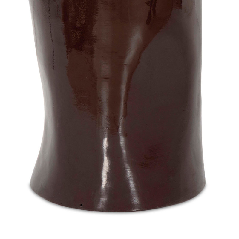 Manon Pedestal 28", 28"