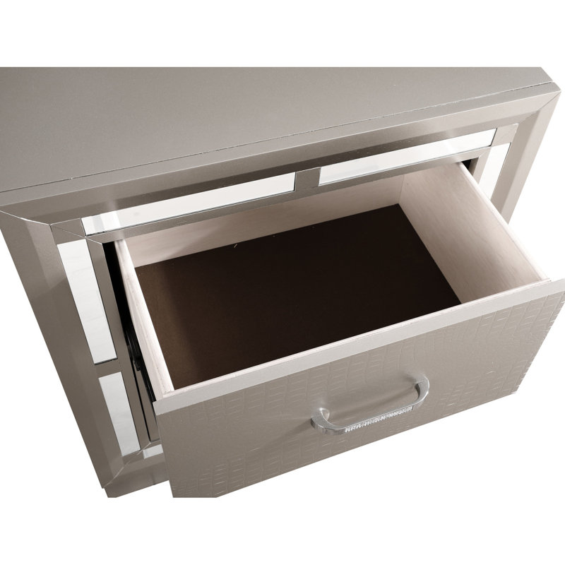 Étagère de table de chevet argentée H 28 po x l 25 po x P 17 po, deux tiroirs et rangement intégré