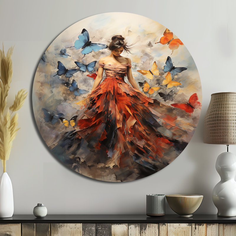 Papillon et femme dansant I - animaux, art en métal rond, H 16 po x l 16 po