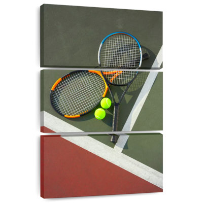 Raquettes et balles de tennis Sireci