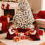 Arbre de Noël artificiel enneigé 6 pi avec branches en PVC 1405 et base en métal-232864947