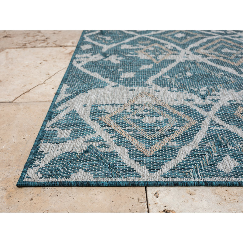 Kemo Abstract Indoor Rug, Rectangle 2' x 2'11"