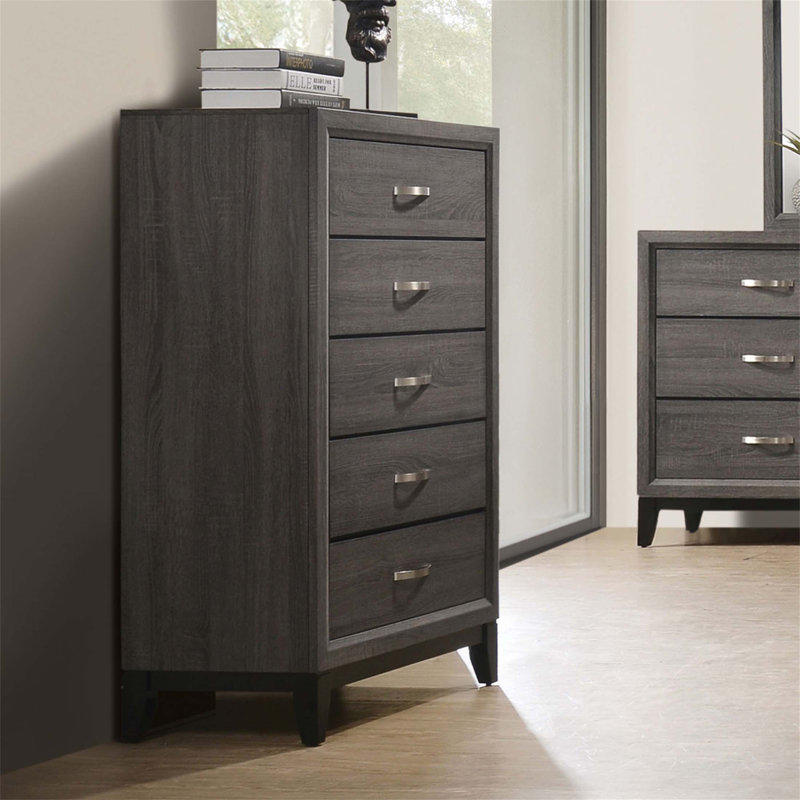 Commode 1 pièce de style contemporain avec un design moderne à deux tons, des pieds en bois et des poignées en nickel pour l'élégance de la chambre à coucher