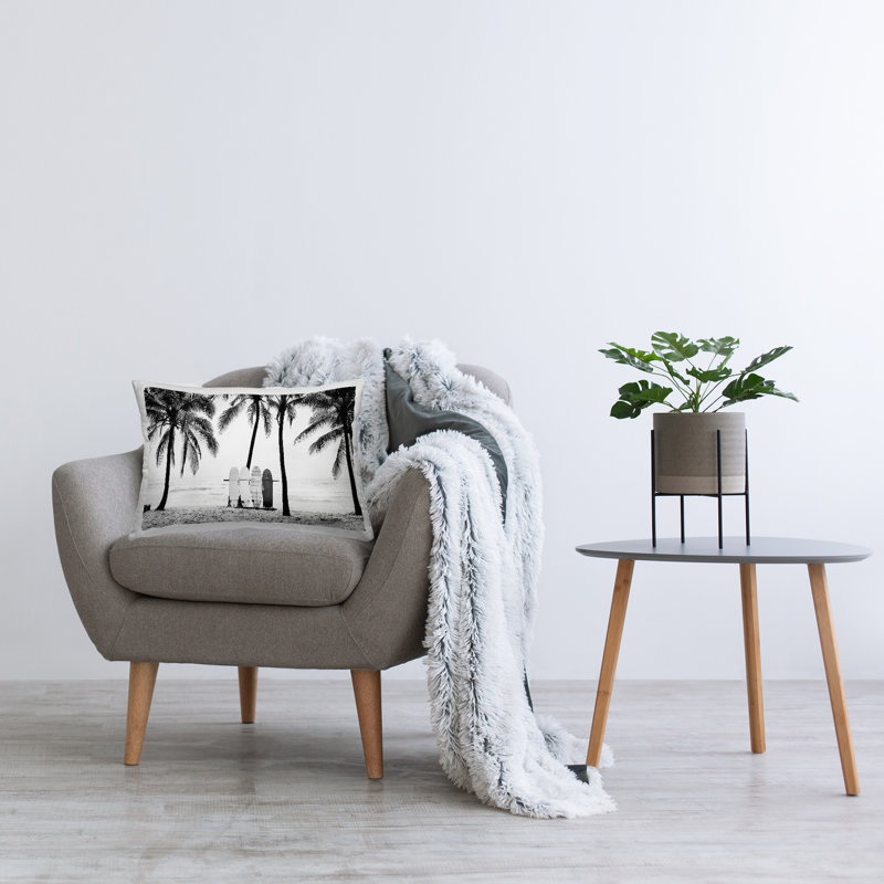 Coussin Centered Surf Boards View
