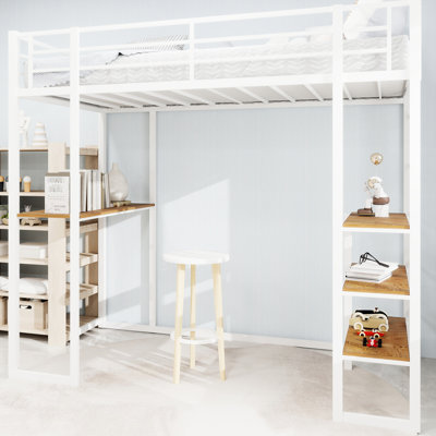 Lit simple en fer blanc avec table et rampe intégrées, fonctionnel pour la chambre à coucher, pieds à double support, taille de conception, lit en fer, table, fonctionnel, structure stable, pieds, installation rapide