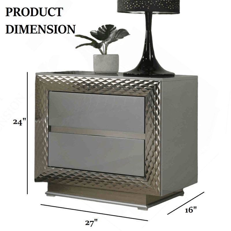 Table de chevet à finition grise avec moulures argentées, base de socle et meubles de chambre à tiroirs doublés de feutre | Idée de cadeau