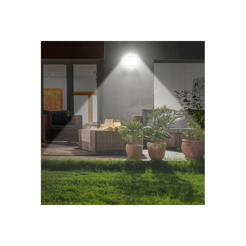 Iron LED Wallchiere, 30W, 16cm H x 14.9cm W x 14.9cm D