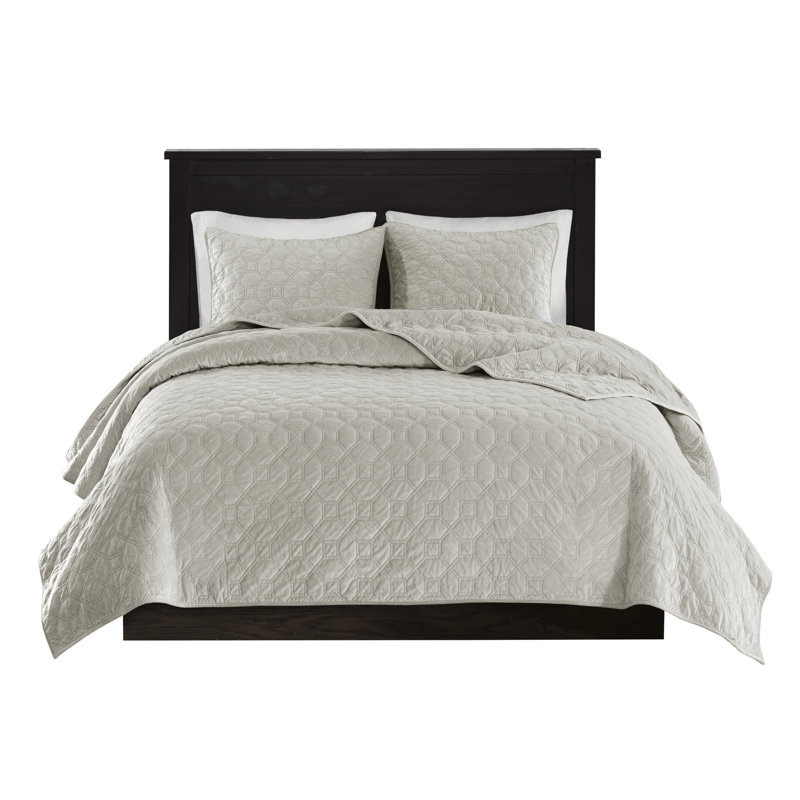 Elegant King/cal King Bedding Sets, Soft Velvet, Geometric Design