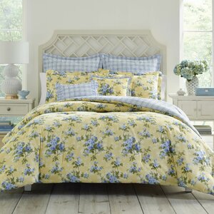 https://assets.wfcdn.com/im/89802367/resize-h300-w300%5Ecompr-r85/5349/53493608/Laura+Ashley+Cassidy+Floral+Yellow+Cotton+Comforter+Bonus+Set.jpg