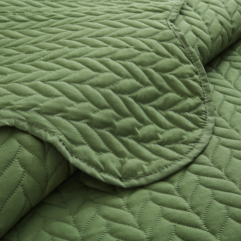 Embossed Microfiber Bedspread Set For King  – Oversized, Soft & Dust-Resistant, 3-Piece, King Bedspread + 2 King Pillowcases