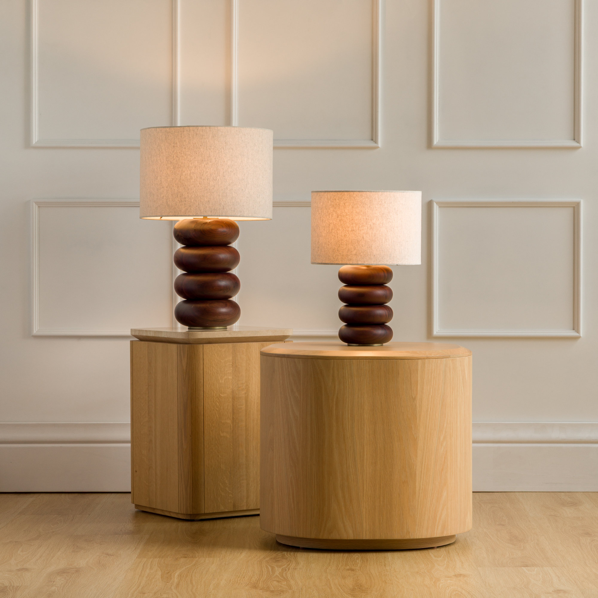 Giacomo Solid Wood Table Lamp, Brown, 21.13''H X 14.19''W X 14.19''D