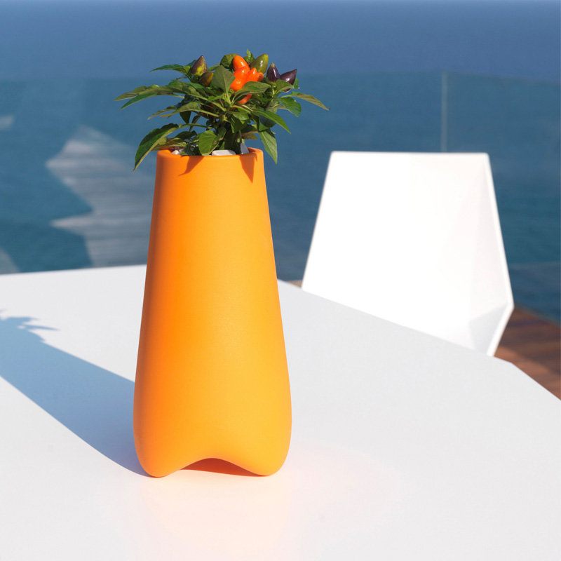 Nano Resin Pot Planter, 11" H x 5.5" W x 5.5" D, Steel