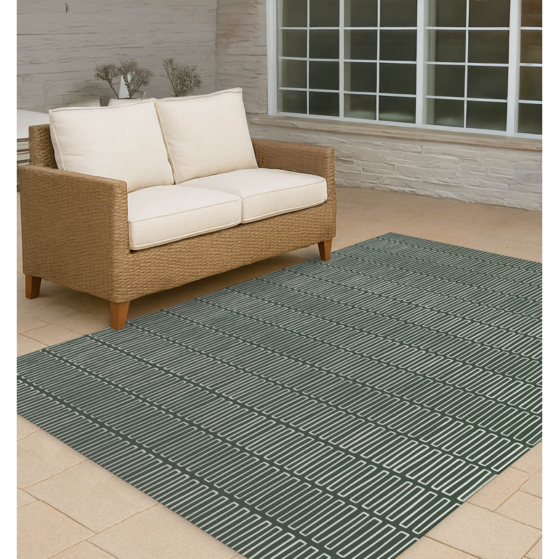 Block Maze Non-Slip Outdoor Rug, Rectangle 4' x 6'