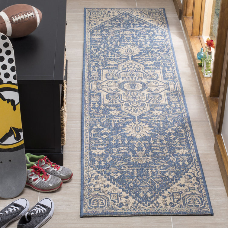 Donivin Linden 100 Performance Oriental Indoor/Outdoor Area Rug