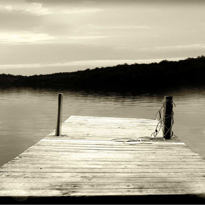 Twilight Dock III sépia, H 36 po x l 36 po