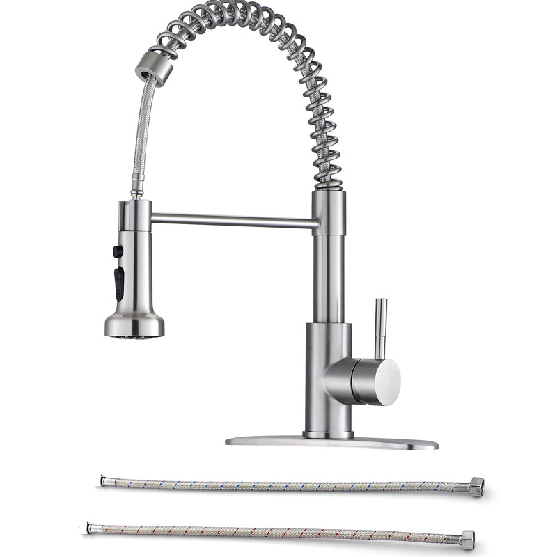 Robinet de cuisine en nickel brossé en acier inoxydable. Tête de pulvérisation rétractable pour des applications de nettoyage polyvalentes. Bec pivotant à 360 degrés. Livré avec l'installation