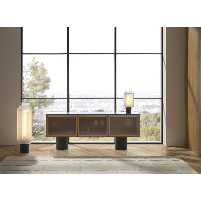 Area Rug in Beige, Rectangle 6'5" x 10'