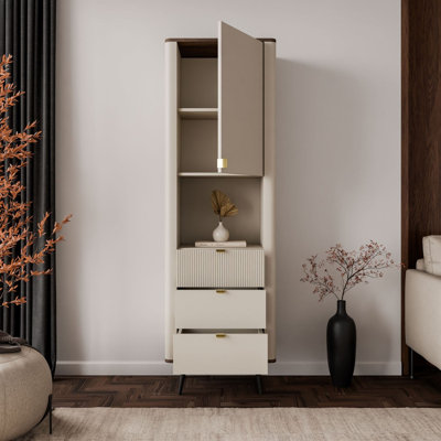 191 cm H x 60 cm W Bookcase