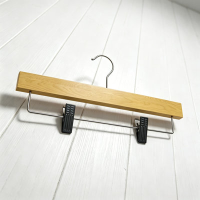 Paquet de 20 cintres en bois naturel