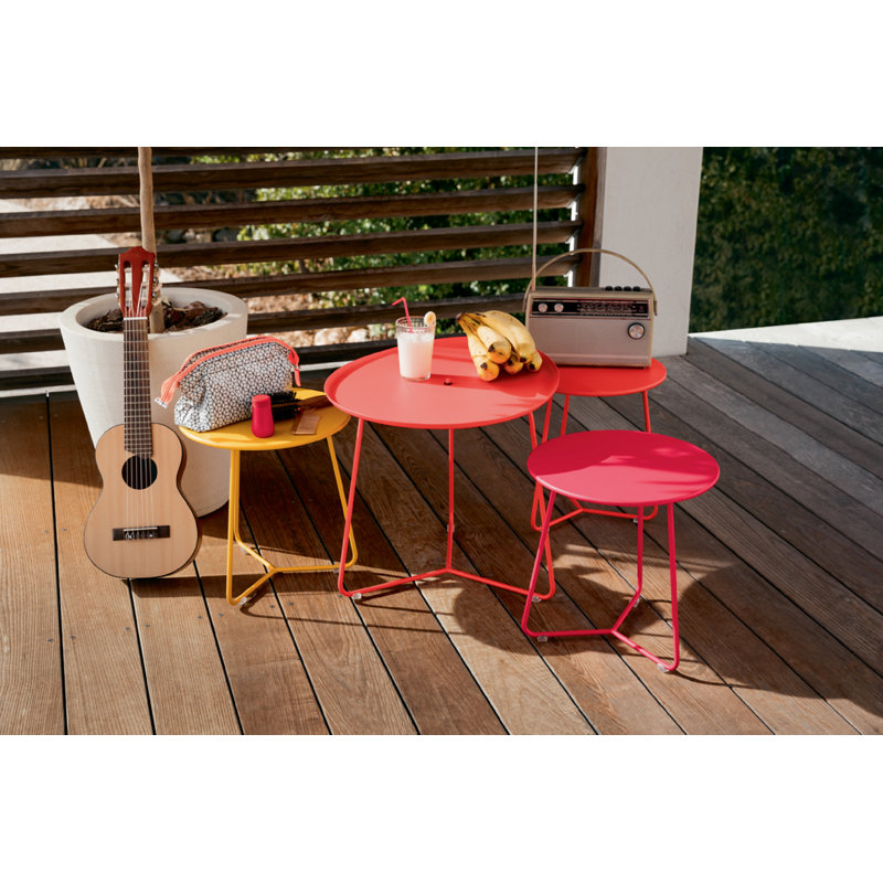 Cocotte Outdoor Round Side Table, Honey Textured, 14" H x 13.5" L x 13.5" W