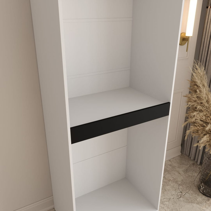 Chantis Wardrobe