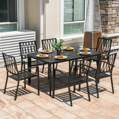 Ensemble repas de patio en métal avec 6 chaises empilables et trou pour parasol