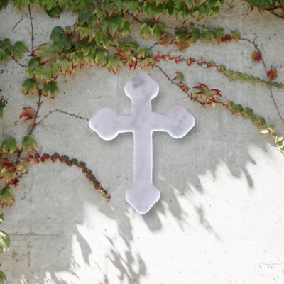 Croix de marbre blanche St Rosalia