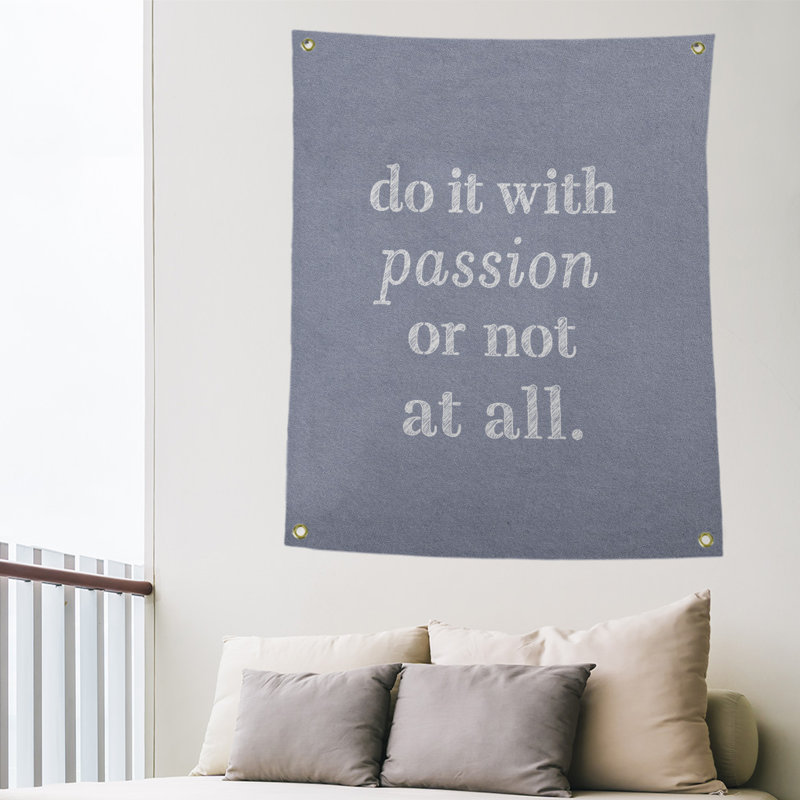 Tapisserie en polyester pour citation de passion, H 80 po x l 59 po, Bleu / Blanc