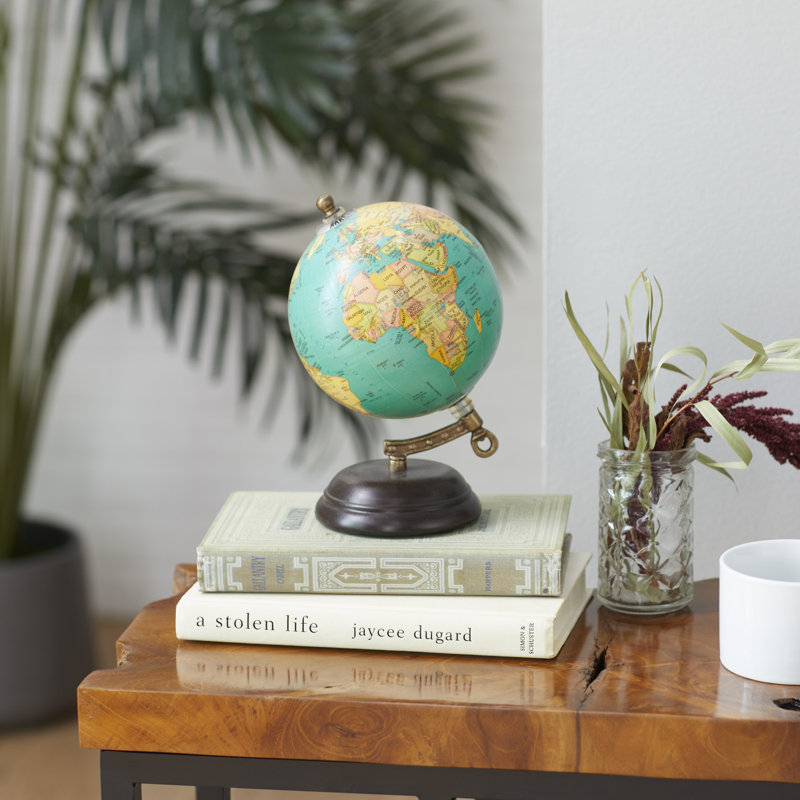 Mayrin Globe Décor