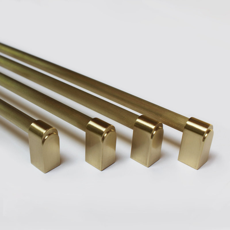 Lunar Eclipse Bar Pull, 7 5/8", Polished Brass