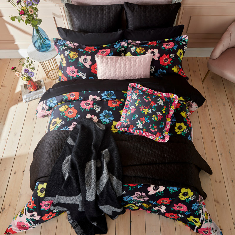 Hula Embroiderd Ruffled Throw Pillow