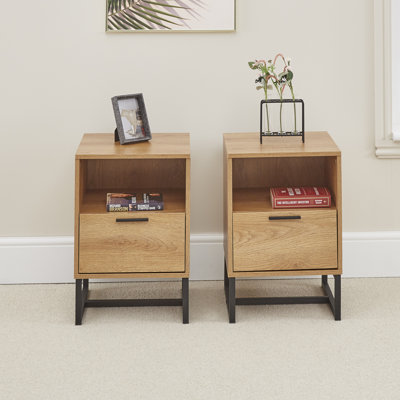 Nanticoke 39.8cm W Manufactured Wood Bedside Table