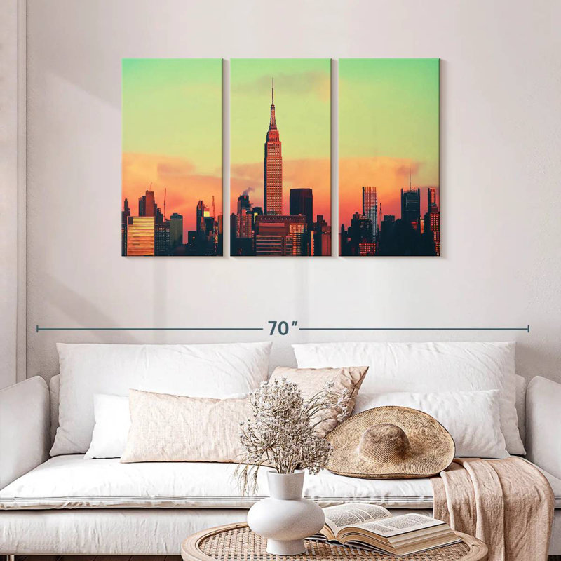Nicci Empire State Building At Sunset, 28" H x 45" W