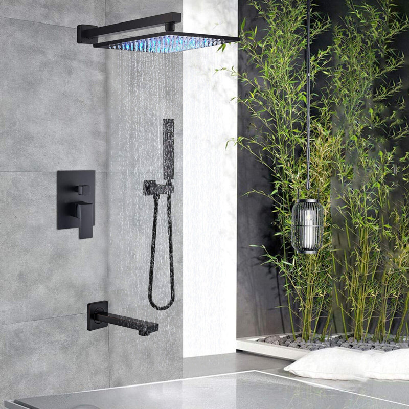 Système de douche complet avec valve brute