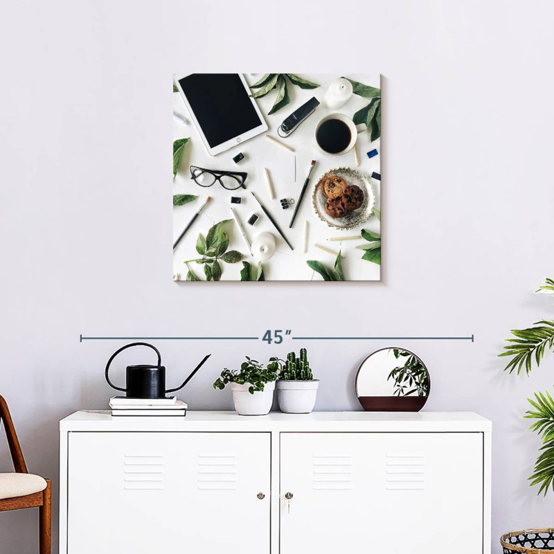 Alcaraz Workspace, 24" H x 24" W