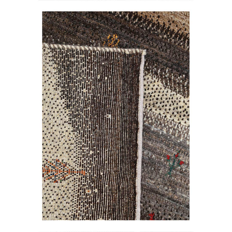 Fine Hand knotted Persian Gabbeh 2'9"X 4'3"