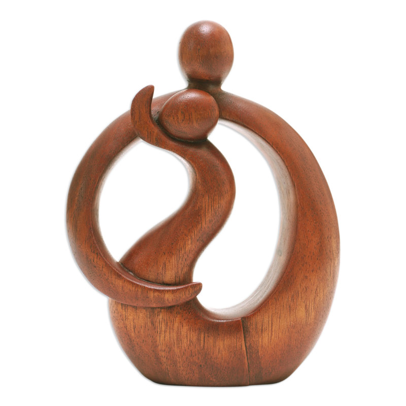 Figurines & Sculptures