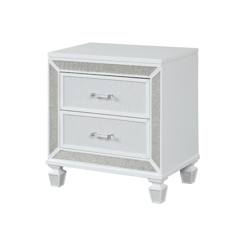 Table de chevet en cristal 2 ornée de blanc pour une ambiance de chambre à coucher