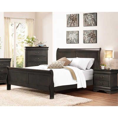 Traditional Gray Stained Bed For Queen, With Headboard, And Rails In Bedroom Finish, Queen