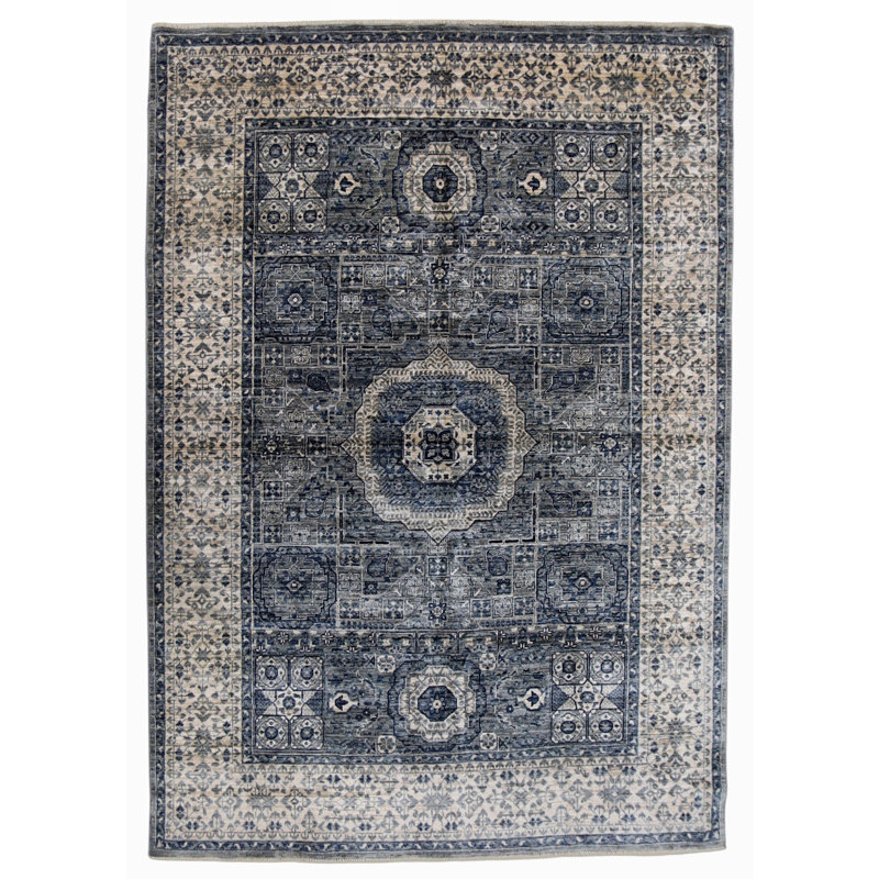 Hand Knotted Wool Area Rug in Gray And Beige, Rectangle 4'10" x 6'11"
