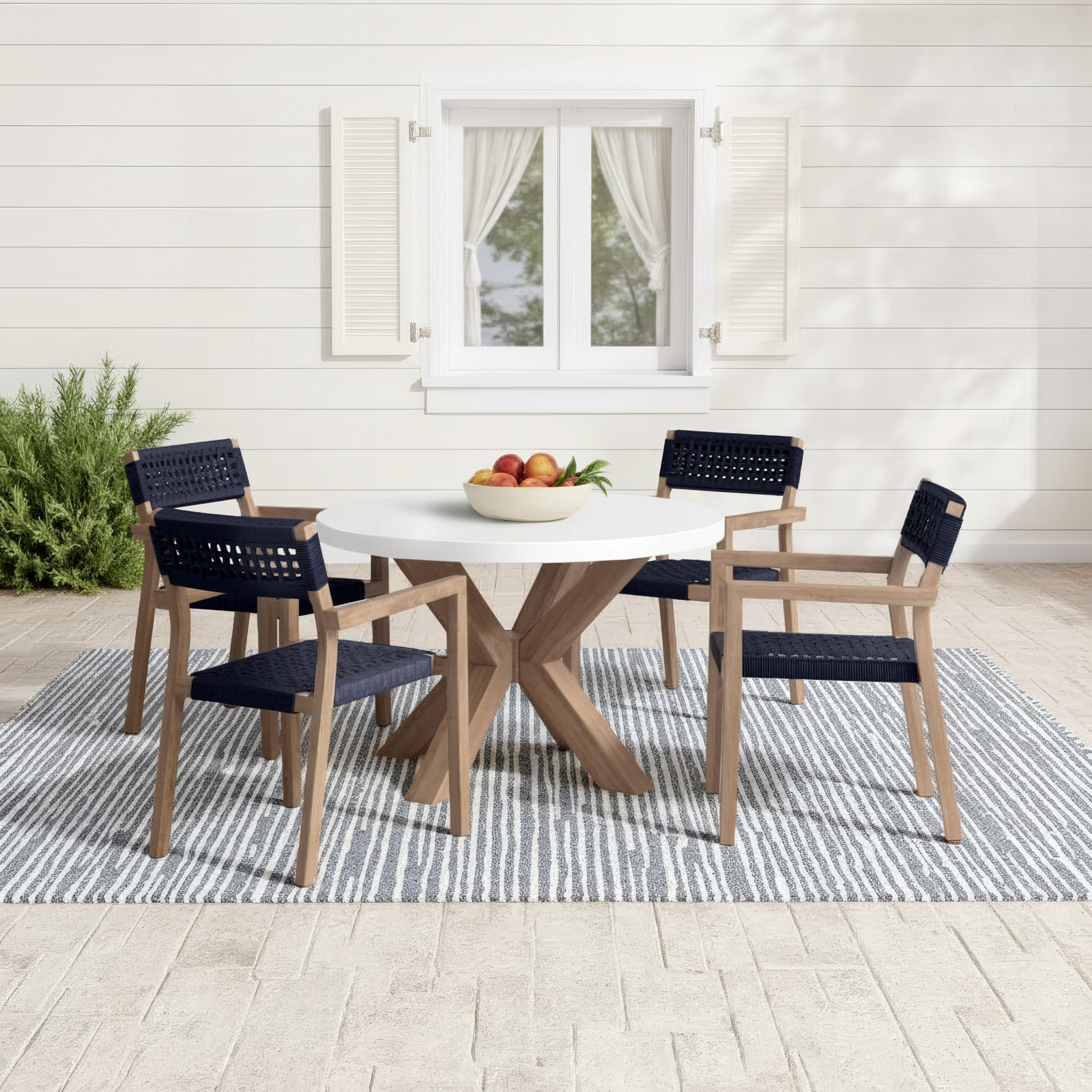 Fleur 48" Eucalyptus Patio Dining Set