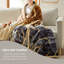 Couverture en peluche Nestl-753412982-753505396