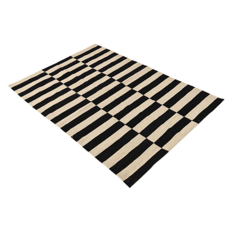 Tapis noir et blanc Ousley
