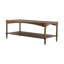 Table basse rustique en bois brun avec pieds tournés en spirale et tablette inférieure
