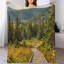 Jeté en flanelle Autumn Forest Path-134404978