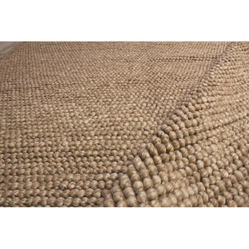 Area Rug in Beige, Rectangle 8' x 10'