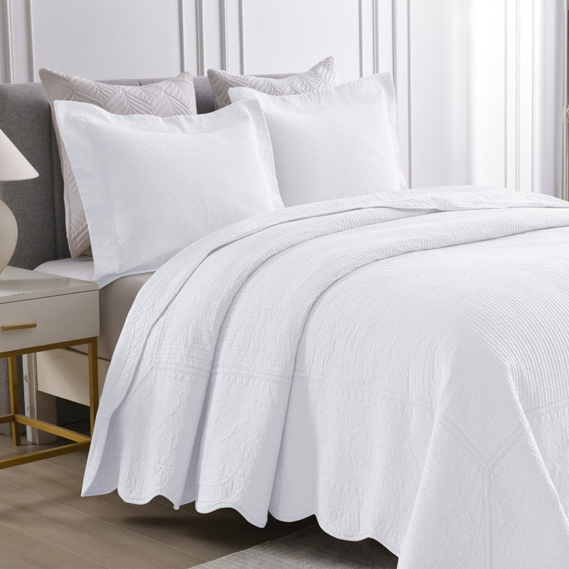 Cotton Quilt, Queen Quilt + 2 Standard Shams, White