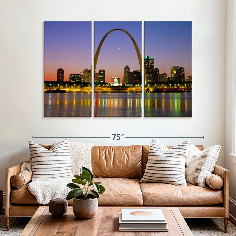 Rorry Gateway Arch At Twilight, 42" H x 65" W